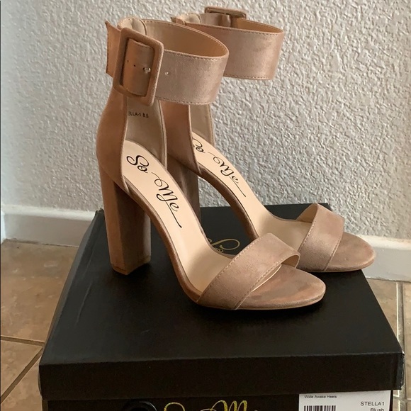 Fashion Nova Shoes - Nude Block Heels